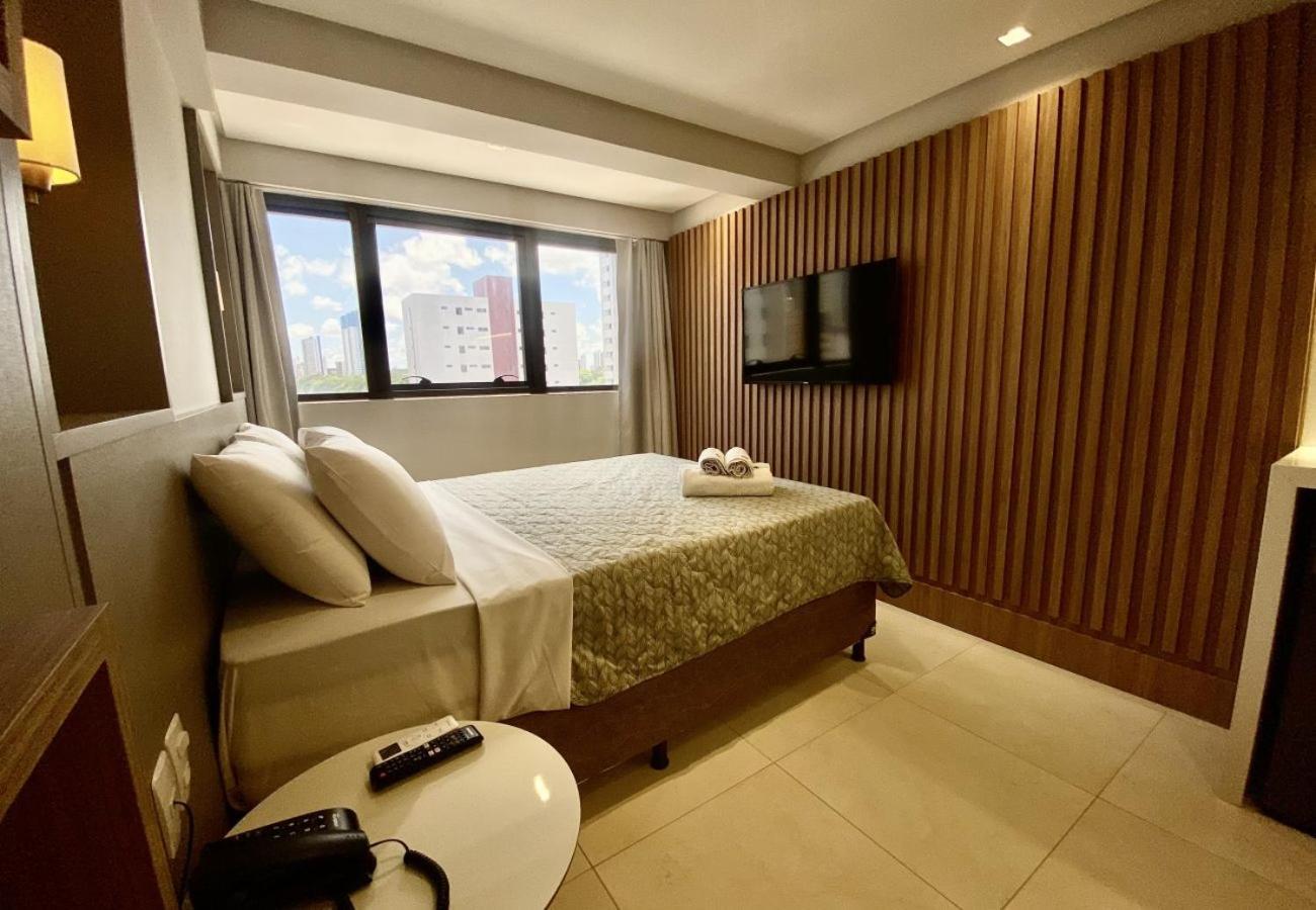 Goldflat Manaira By Penareiaturbr *